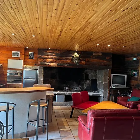 Maison Au Giraldes Puy Mary Volcan Holiday home